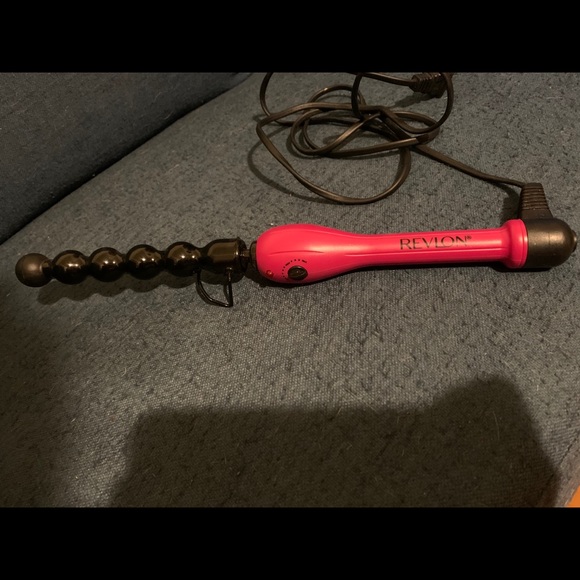 Revlon Salon High Heat Hair Curling Iron Ball Wand - Picture 1 of 3